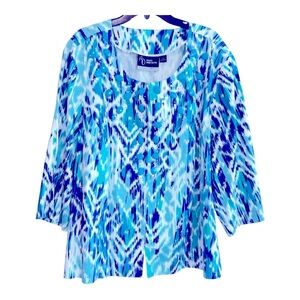 Catherines Women's Blue and White Patterned Blouse Size 3X
